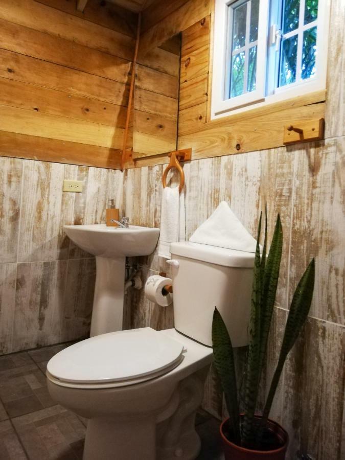 Bodhi Santa Catalina Vandrarhem Exteriör bild